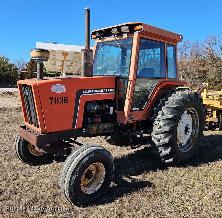 image for item EI3528 1983 Allis-Chalmers  6080 tractor