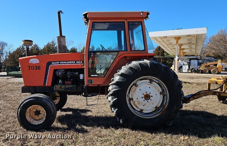 image for item EI3528 1983 Allis-Chalmers  6080 tractor