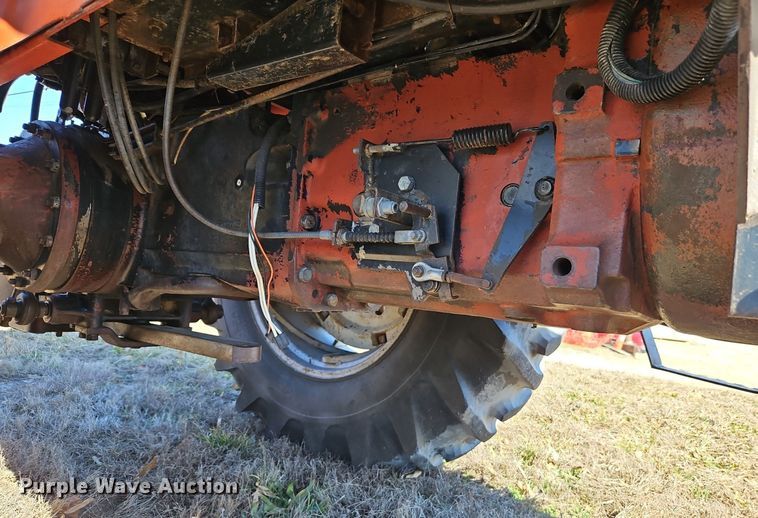 image for item EI3528 1983 Allis-Chalmers  6080 tractor