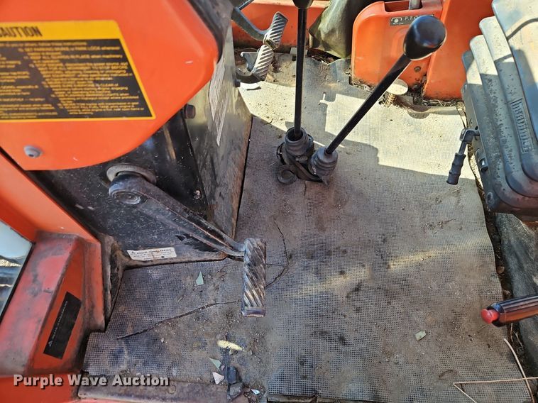 image for item EI3528 1983 Allis-Chalmers  6080 tractor