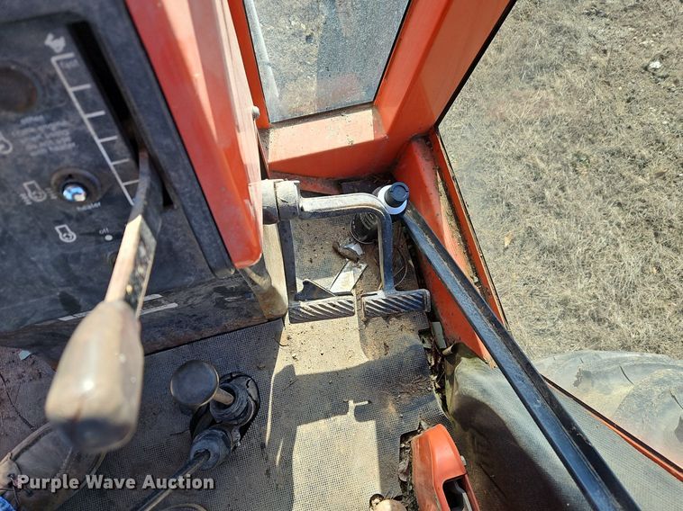 image for item EI3528 1983 Allis-Chalmers  6080 tractor