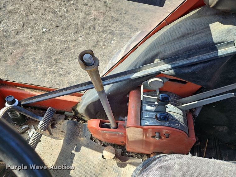 image for item EI3528 1983 Allis-Chalmers  6080 tractor