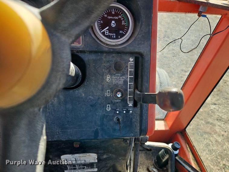 image for item EI3528 1983 Allis-Chalmers  6080 tractor