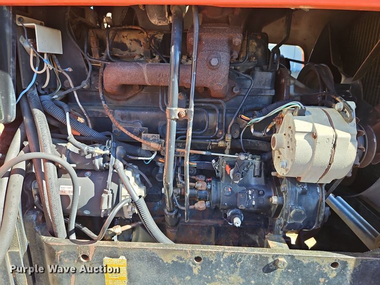 image for item EI3528 1983 Allis-Chalmers  6080 tractor