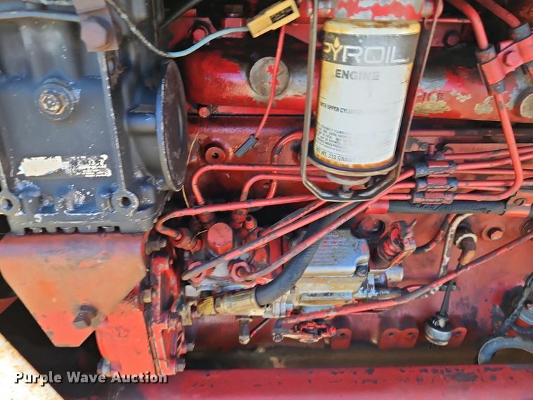 image for item EI3531 1975 International Harvester  Farmall 1066 tractor