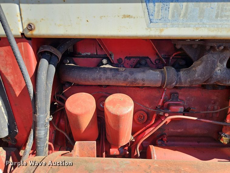 image for item EI3531 1975 International Harvester  Farmall 1066 tractor
