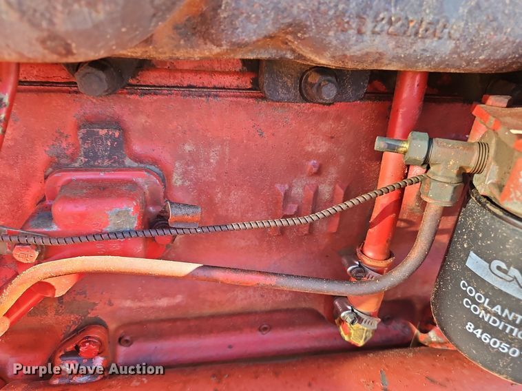 image for item EI3531 1975 International Harvester  Farmall 1066 tractor