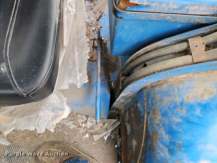 image for item EI3598 Ford 7710 MFWD tractor