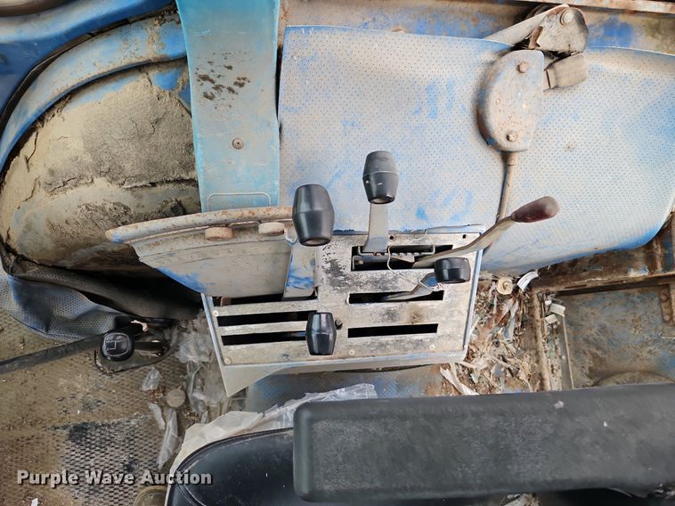 image for item EI3598 Ford 7710 MFWD tractor