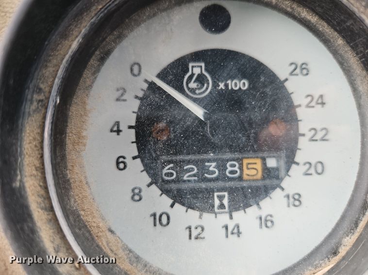 image for item EI3598 Ford 7710 MFWD tractor