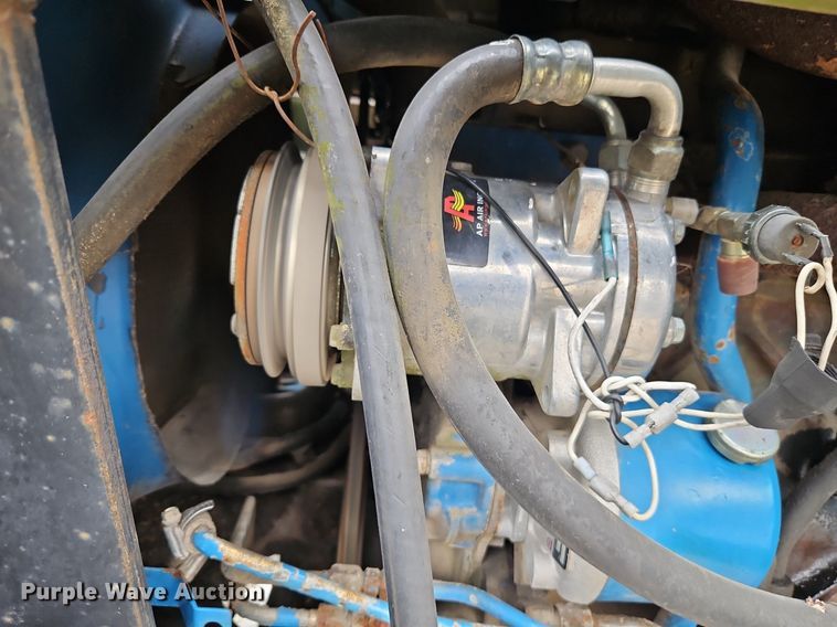 image for item EI3598 Ford 7710 MFWD tractor