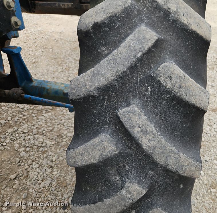 image for item EI3598 Ford 7710 MFWD tractor