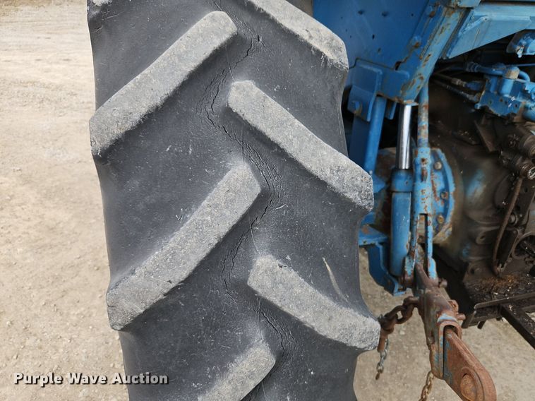 image for item EI3598 Ford 7710 MFWD tractor
