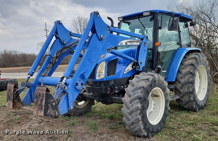 image for item EI3599 2006 New Holland  TL100ADT MFWD tractor