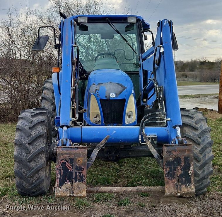 image for item EI3599 2006 New Holland  TL100ADT MFWD tractor