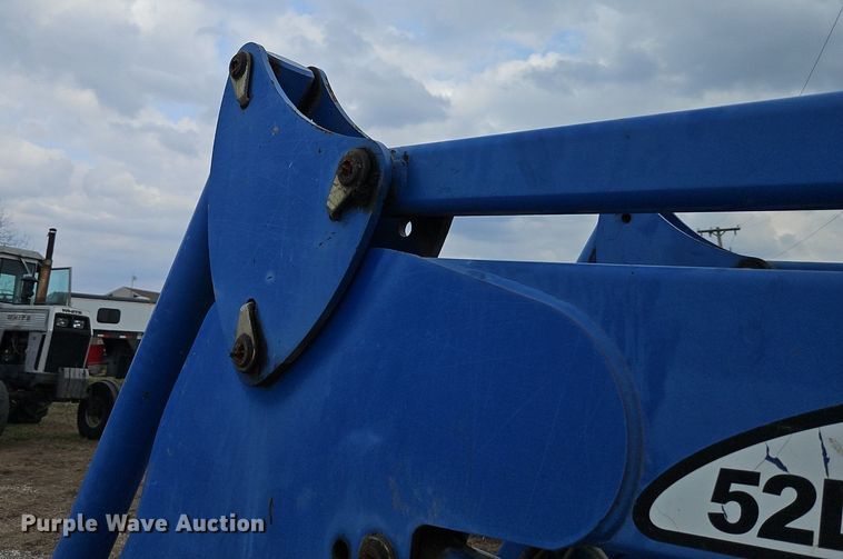 image for item EI3599 2006 New Holland  TL100ADT MFWD tractor