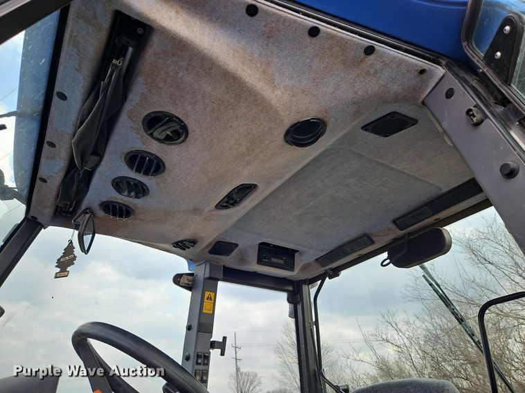 image for item EI3599 2006 New Holland  TL100ADT MFWD tractor