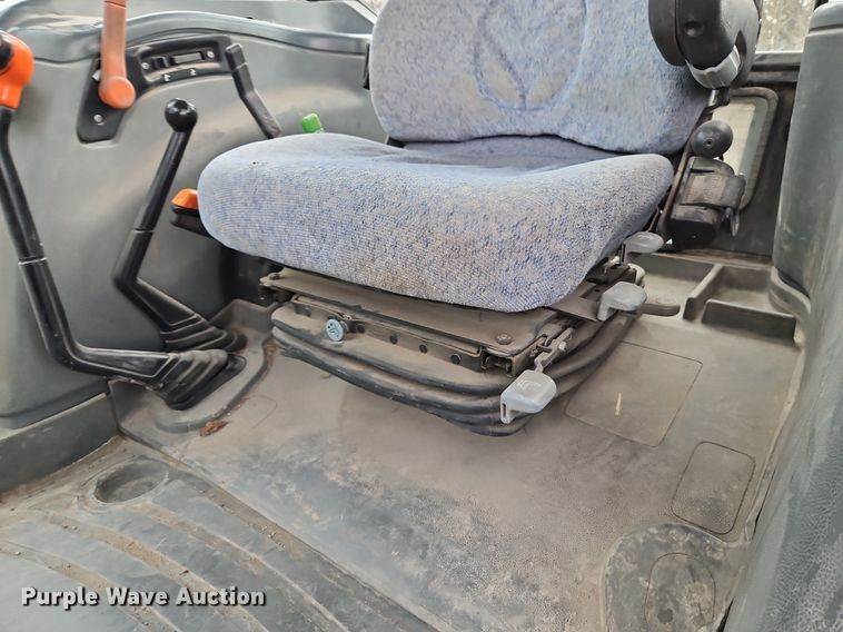 image for item EI3599 2006 New Holland  TL100ADT MFWD tractor