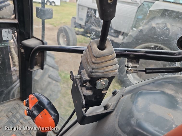 image for item EI3599 2006 New Holland  TL100ADT MFWD tractor