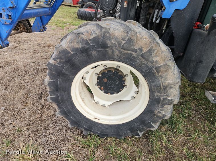 image for item EI3599 2006 New Holland  TL100ADT MFWD tractor