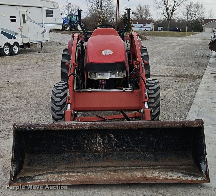 image for item EI3600 Case IH DX45 MFWD tractor