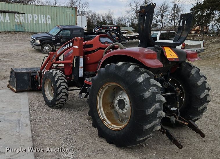 image for item EI3600 Case IH DX45 MFWD tractor
