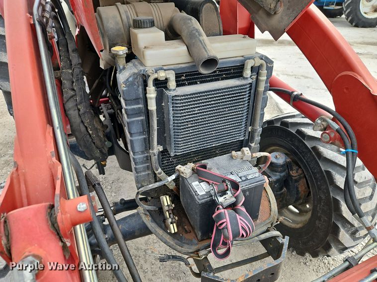 image for item EI3600 Case IH DX45 MFWD tractor