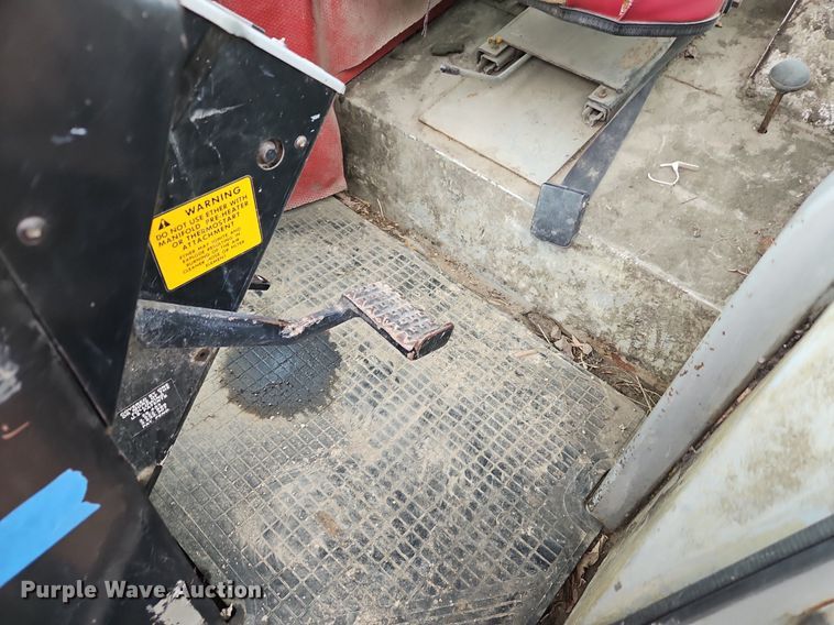 image for item EI3601 1981 White 2-155 tractor