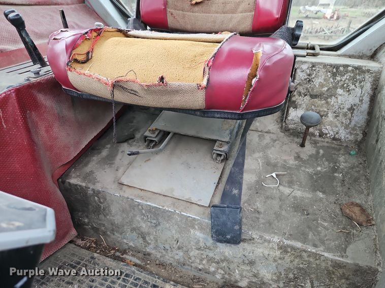 image for item EI3601 1981 White 2-155 tractor