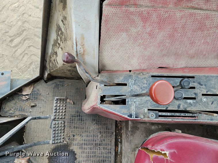 image for item EI3601 1981 White 2-155 tractor