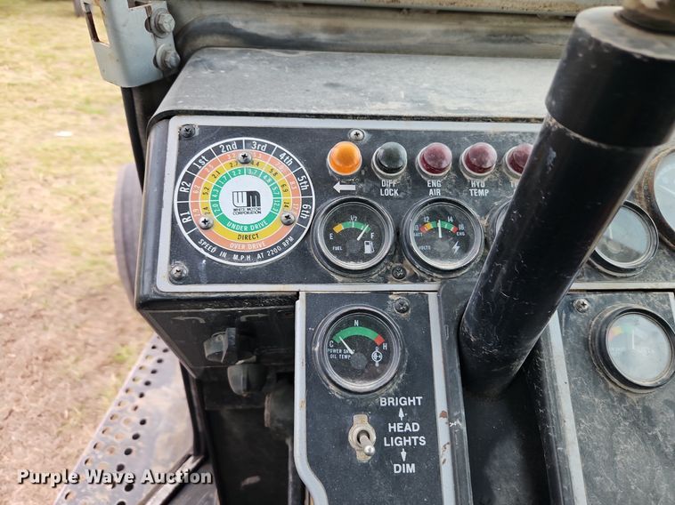 image for item EI3601 1981 White 2-155 tractor