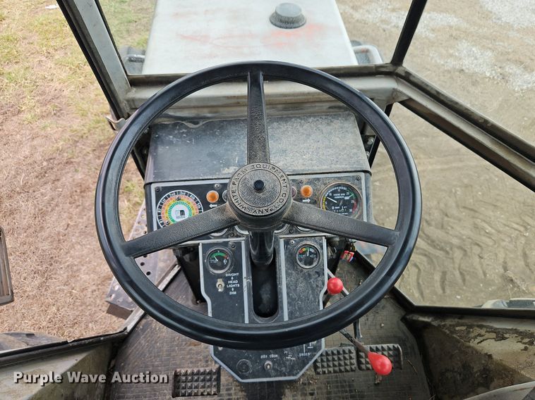 image for item EI3601 1981 White 2-155 tractor