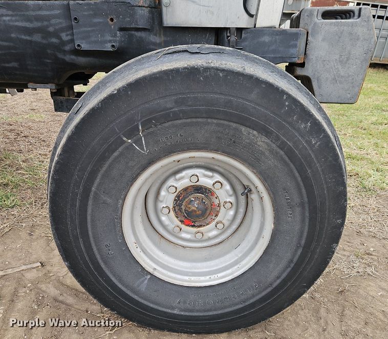 image for item EI3601 1981 White 2-155 tractor