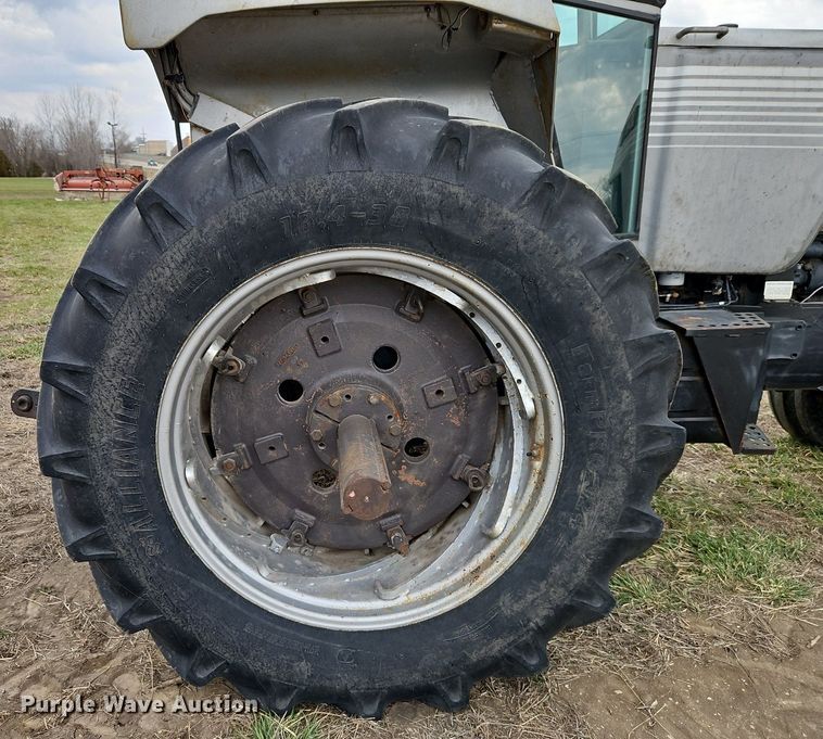 image for item EI3601 1981 White 2-155 tractor