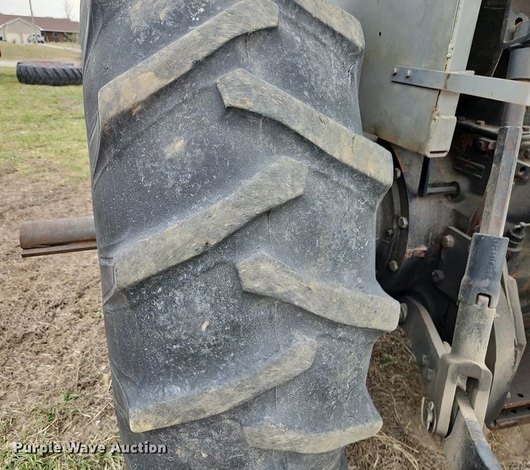 image for item EI3601 1981 White 2-155 tractor