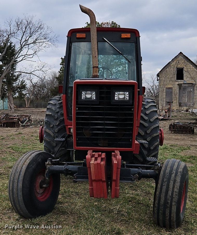image for item EI3602 1984 International Harvester  5088 tractor