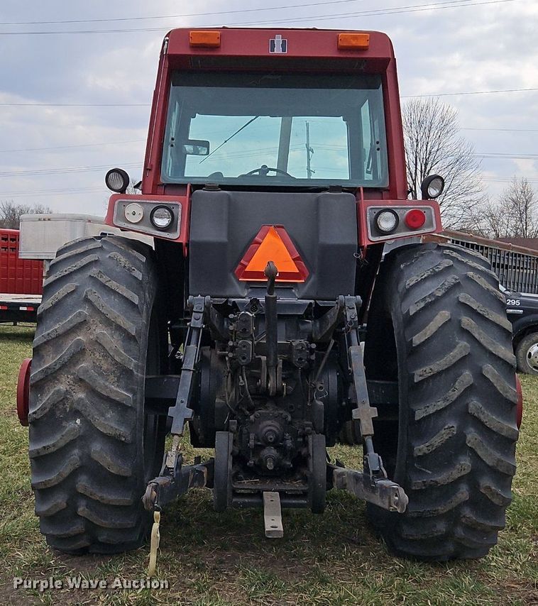 image for item EI3602 1984 International Harvester  5088 tractor