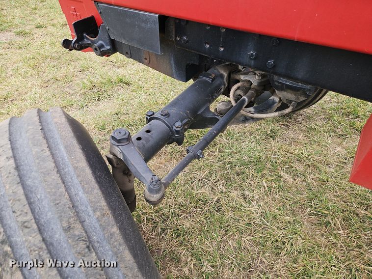 image for item EI3602 1984 International Harvester  5088 tractor