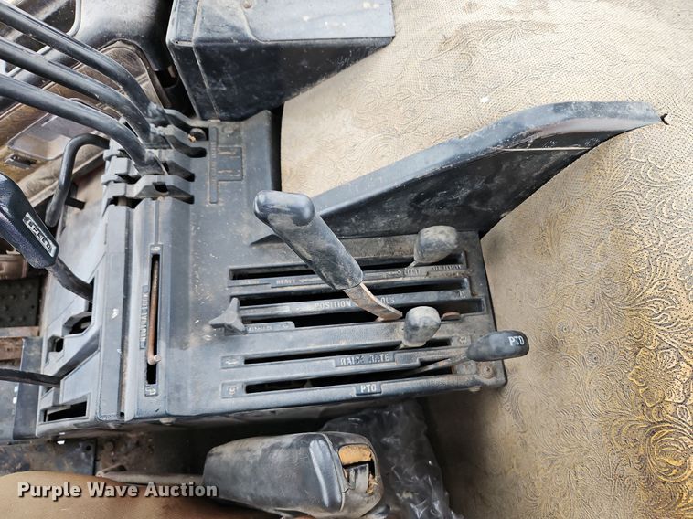 image for item EI3602 1984 International Harvester  5088 tractor