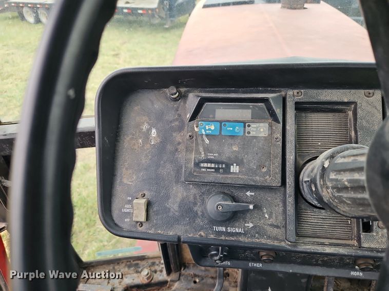 image for item EI3602 1984 International Harvester  5088 tractor