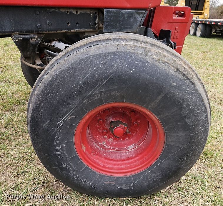 image for item EI3602 1984 International Harvester  5088 tractor