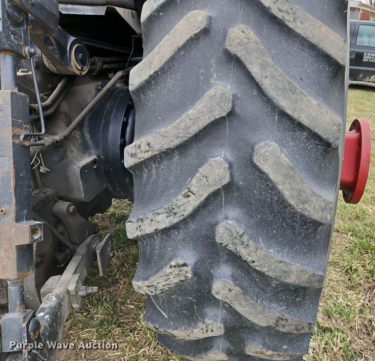 image for item EI3602 1984 International Harvester  5088 tractor