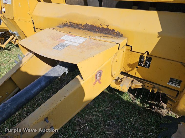 image for item EI3607 Vermeer 605K round baler