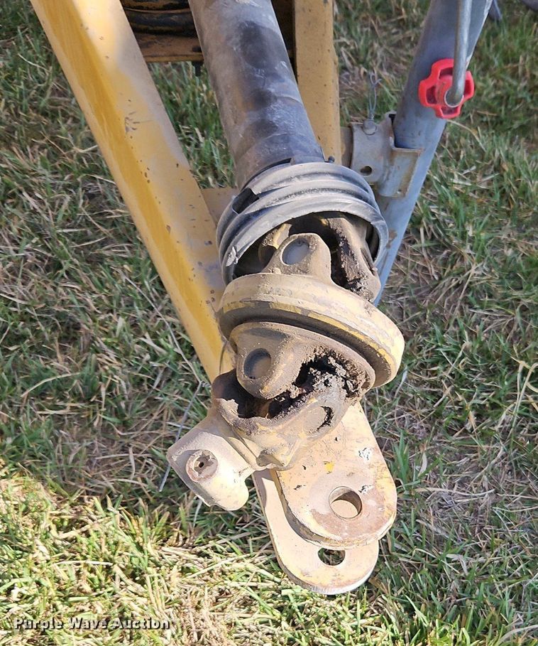 image for item EI3607 Vermeer 605K round baler