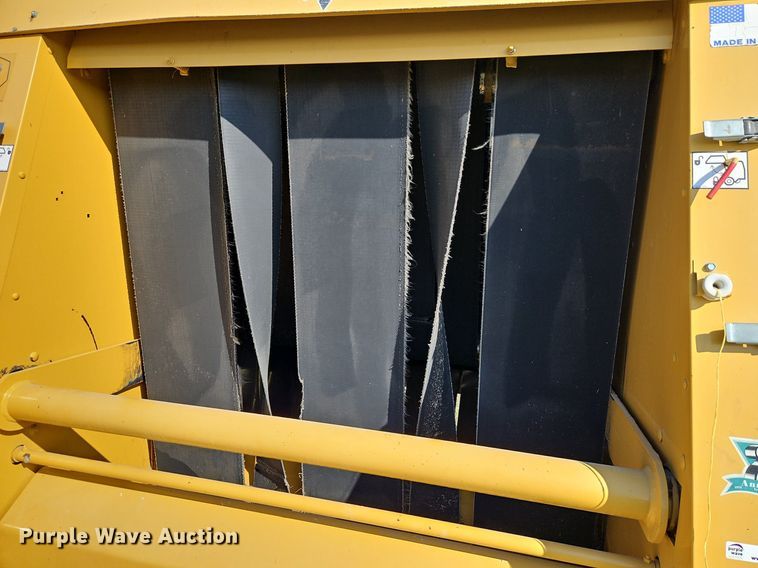 image for item EI3608 Vermeer 605K round baler