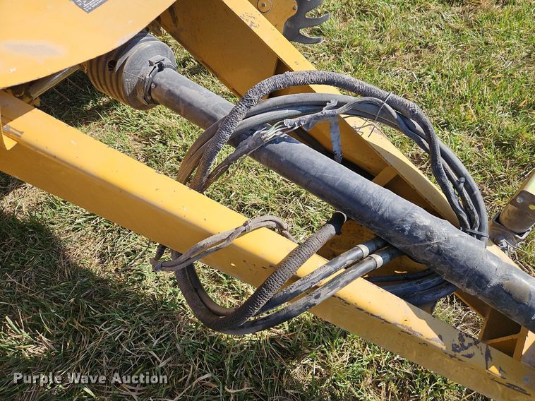 image for item EI3608 Vermeer 605K round baler