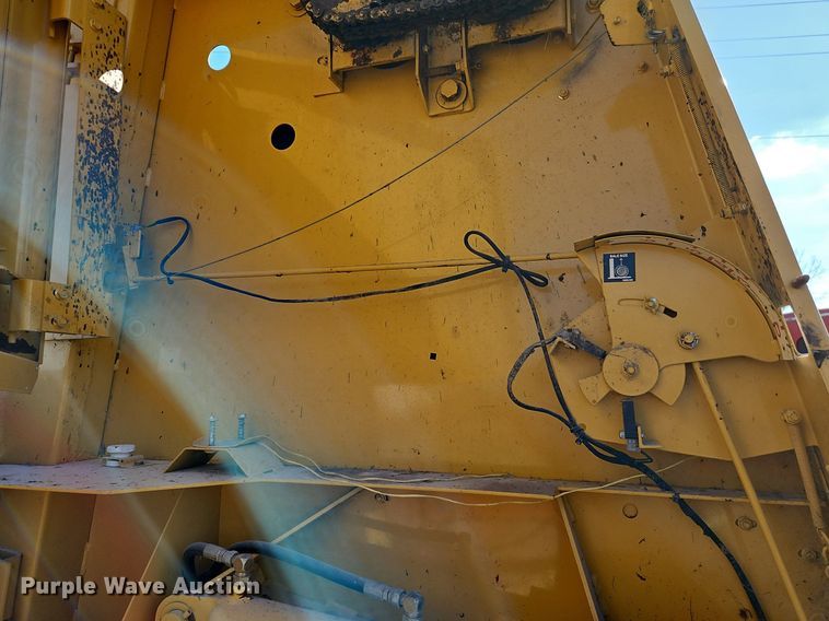 image for item EI3608 Vermeer 605K round baler