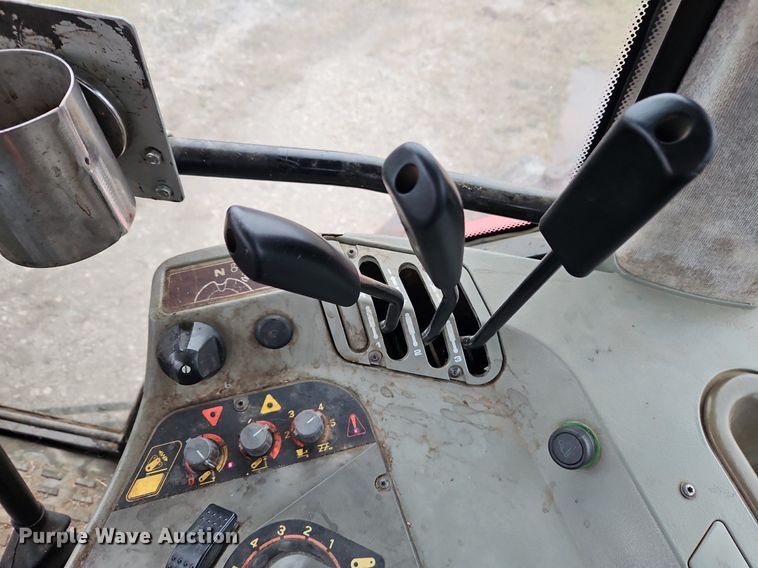 image for item EI3622 1995 Massey Ferguson  8160 MFWD tractor