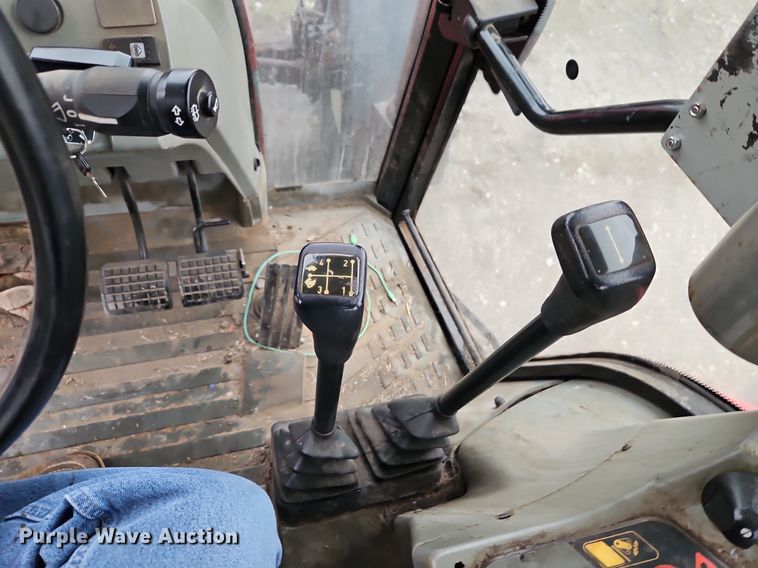 image for item EI3622 1995 Massey Ferguson  8160 MFWD tractor