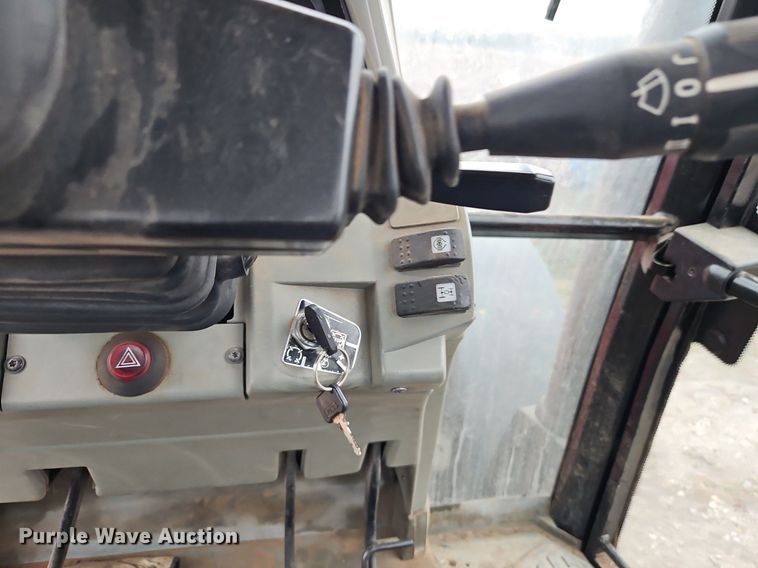 image for item EI3622 1995 Massey Ferguson  8160 MFWD tractor